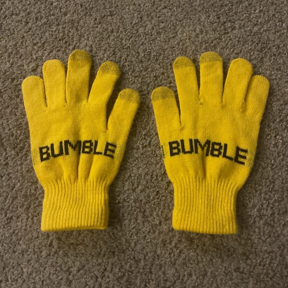 Bumble Gloves